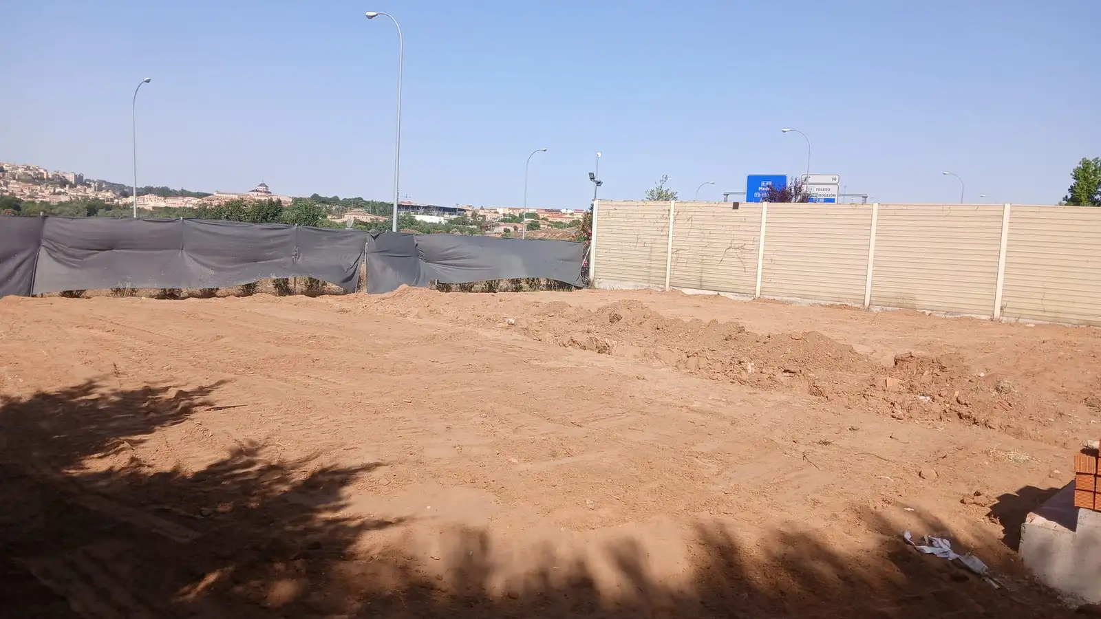 Jardín de obra nueva con vistas a Toledo — foto 1